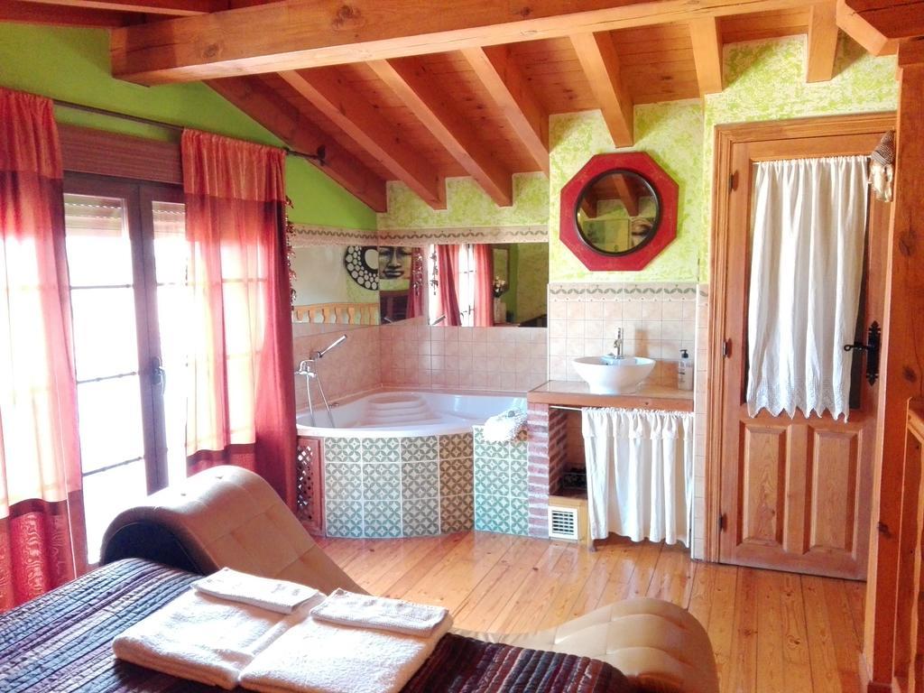 Country house Suite Love